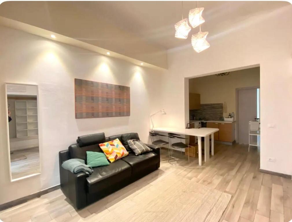 Cosy Modern Flat Private Patio Appartement Florence Buitenkant foto